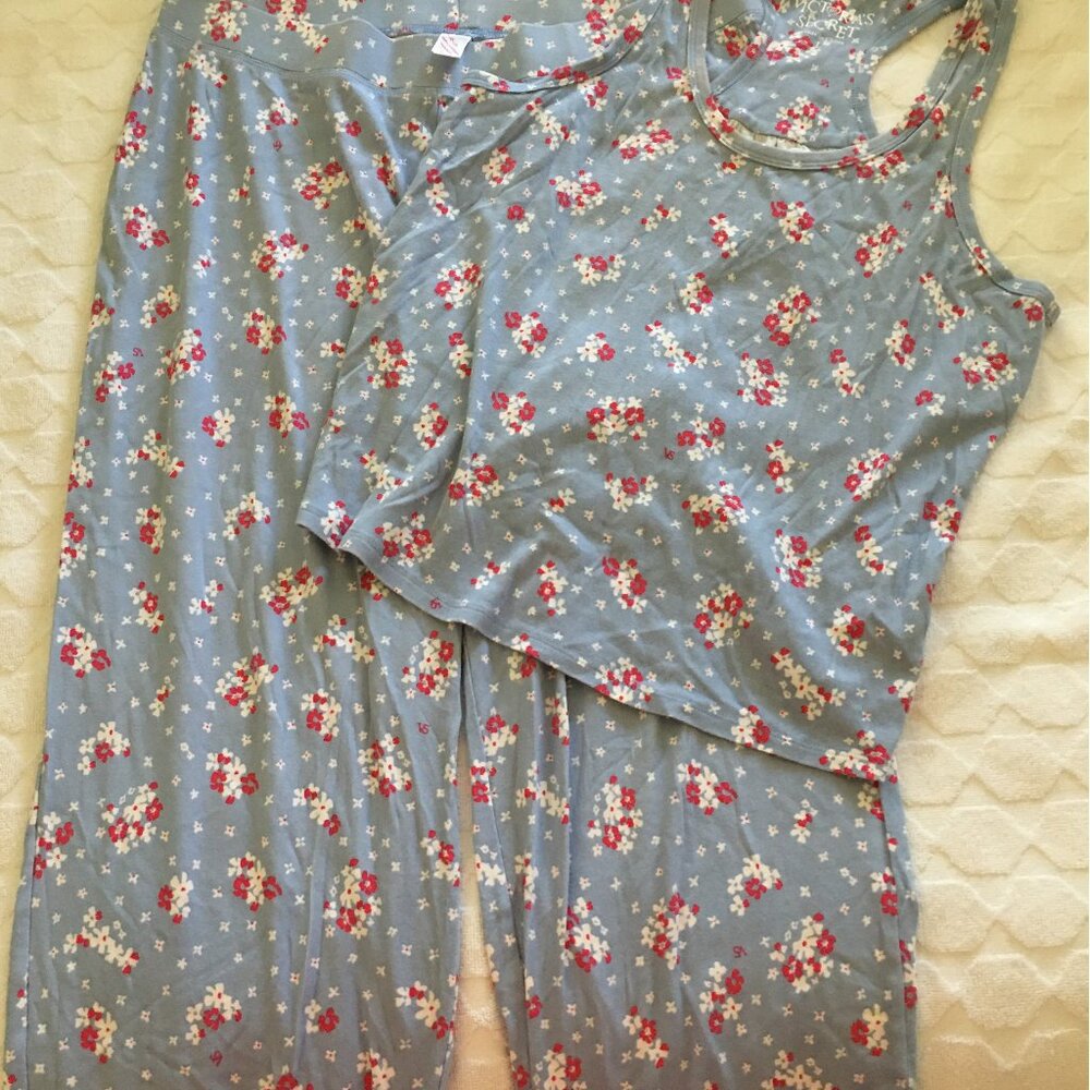 Super soft cotton lounge set/PJs by Victoria's Secret, sz L